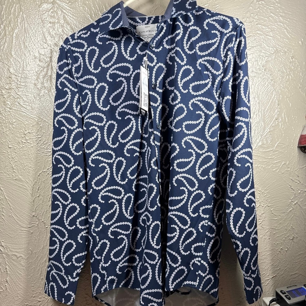 NWT CON.STRUCT‎ 4-Way Stretch Blue Floral Slim Moisture Wicking Button Shirt M